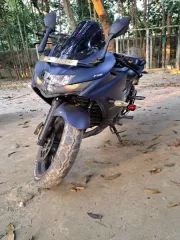 Suzuki GIXXER SF FI ABS